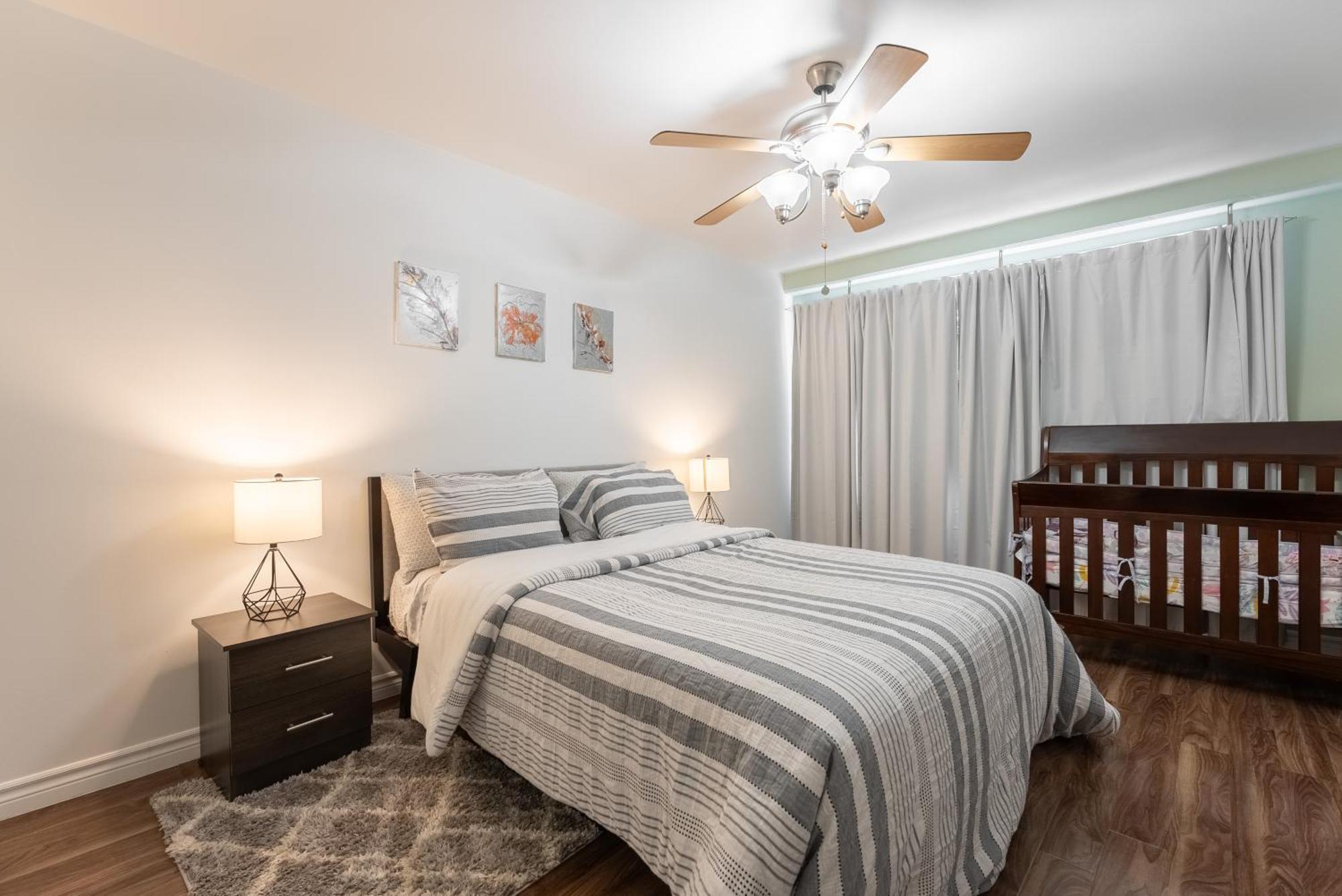 Comfortable Spacious House With Parking Brossard Exterior foto